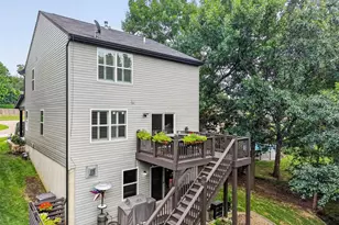 2322 Wills Hollow Dr, Saint Peters, MO 63376 - Photo 8