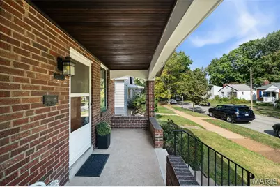 6408 Marquette Avenue, Saint Louis, MO 63139 - Photo 2