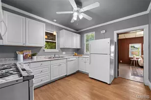 6408 Marquette Ave, Saint Louis, MO 63139 - Photo 12