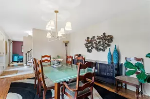 11722 Holly Springs Dr, Saint Louis, MO 63146 - Photo 4