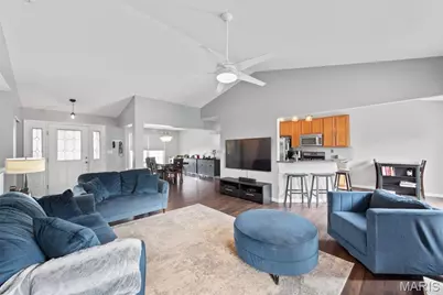 130 Wild Pigeon Ct, O'Fallon, MO 63368 - Photo 6