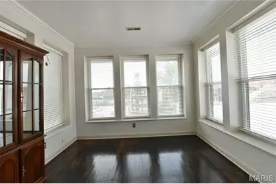 5567 Pershing Avenue #3W, Saint Louis, MO 63112 - Photo 8