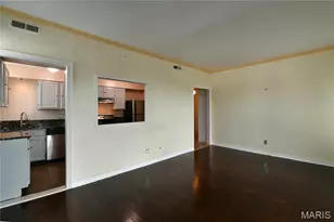 5567 Pershing Ave, Saint Louis, MO 63112 - Photo 6