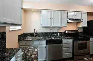 5567 Pershing Ave, Saint Louis, MO 63112 - Photo 10