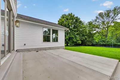 12 Beacon Hill Lane, Creve Coeur, MO 63141 - Photo 20