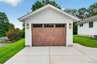 12 Beacon Hill Lane, Creve Coeur, MO 63141 - Photo 18