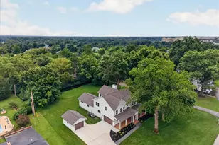 12 Beacon Hill Ln, Creve Coeur, MO 63141 - Photo 30