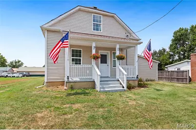 519 S Walnut Street, Gerald, MO 63037 - Photo 1