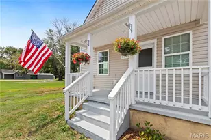 519 S Walnut St, Gerald, MO 63037 - Photo 2