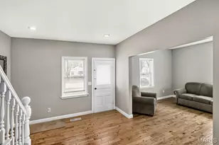 519 S Walnut St, Gerald, MO 63037 - Photo 6
