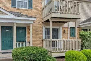 8912 Cardinal Terrace, Brentwood, MO 63144 - Photo 2