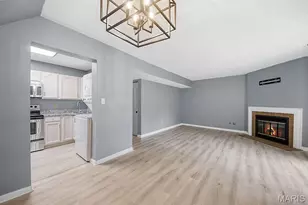 8912 Cardinal Terrace, Brentwood, MO 63144 - Photo 10