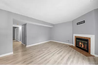 8912 Cardinal Terrace, Brentwood, MO 63144 - Photo 6