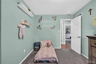 708 Woodland Ridge Dr, Saint Peters, MO 63376 - Photo 14