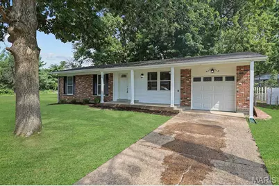3855 Belcroft Drive, Florissant, MO 63034 - Photo 4