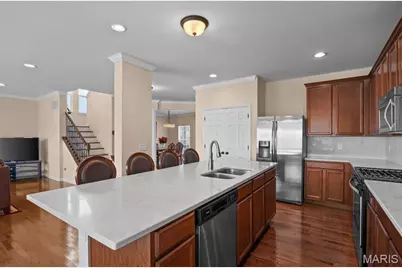 1633 Willowbrooke Manors Court, Creve Coeur, MO 63146 - Photo 8