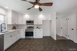 1732 Rudelle Dr, Florissant, MO 63031 - Photo 22