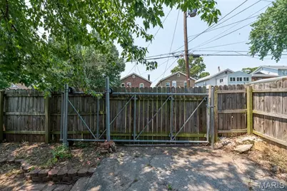 1457 Sproule Avenue, Saint Louis, MO 63139 - Photo 56