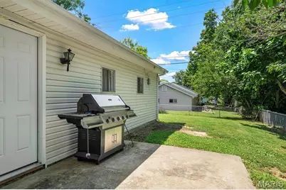 303 Saint Joseph Avenue, O'Fallon, MO 63366 - Photo 28