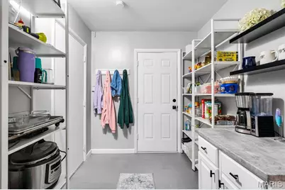 303 Saint Joseph Avenue, O'Fallon, MO 63366 - Photo 14