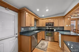 9024 Pilot Ave, Saint Louis, MO 63123 - Photo 18
