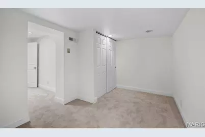 9024 Pilot Avenue, Saint Louis, MO 63123 - Photo 32