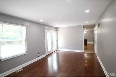 912 Oakwood Farms Lane, Ballwin, MO 63021 - Photo 14