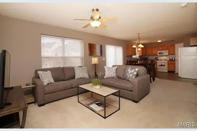 210 Stone Run Boulevard, Wentzville, MO 63385 - Photo 2