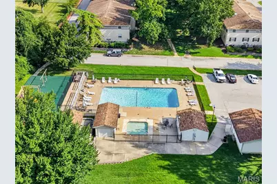 843 Portsdown Road, Ballwin, MO 63011 - Photo 34