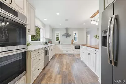 8 Villawood Lane, Webster Groves, MO 63119 - Photo 14