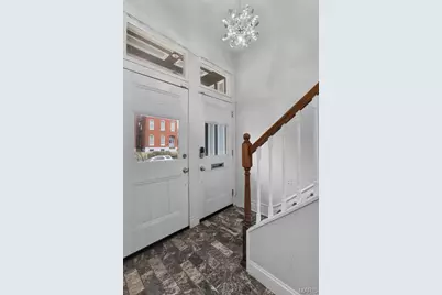 2705 Wyoming Street, Saint Louis, MO 63118 - Photo 2