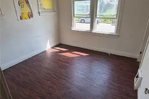 6706 Stratford Ave, Pine Lawn, MO 63121 - Photo 6