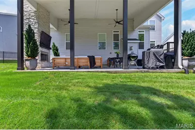 854 Nardin Drive, Chesterfield, MO 63017 - Photo 8