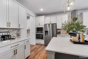 854 Nardin Dr, Chesterfield, MO 63017 - Photo 12