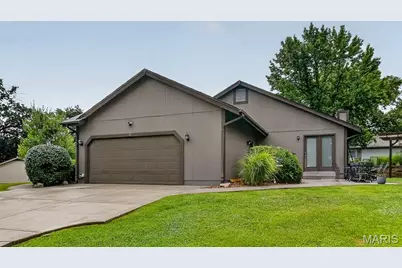 21 Dijon Court, Lake Saint Louis, MO 63367 - Photo 8