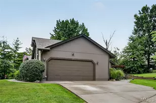 21 Dijon Ct, Lake Saint Louis, MO 63367 - Photo 6