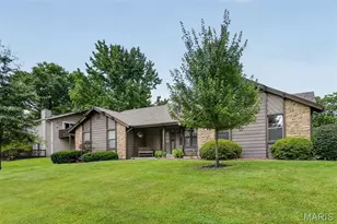 21 Dijon Ct, Lake Saint Louis, MO 63367 - Photo 4