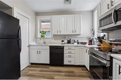 4958 Tholozan Avenue, Saint Louis, MO 63109 - Photo 16