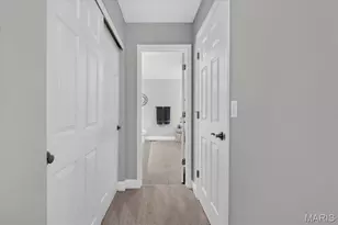 708 Hilltop Woods Ct, Eureka, MO 63025 - Photo 28