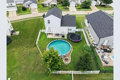 729 Rabbit Run Drive, Wentzville, MO 63385 - Photo 32