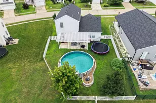 729 Rabbit Run Dr, Wentzville, MO 63385 - Photo 32
