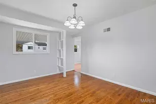 6320 Ashbury Dr, Saint Louis, MO 63123 - Photo 8