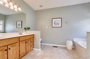 304 Crescent Oak Ct, Wentzville, MO 63385 - Photo 38