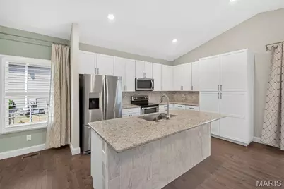 15 Country Trail Court, Lake Saint Louis, MO 63367 - Photo 22