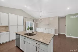 15 Country Trail Ct, Lake Saint Louis, MO 63367 - Photo 26