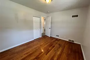 1201 June Ave, Saint Louis, MO 63138 - Photo 8