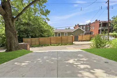 2734 Geyer Avenue, Saint Louis, MO 63104 - Photo 4