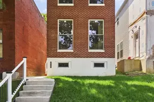 2734 Geyer Ave, Saint Louis, MO 63104 - Photo 2