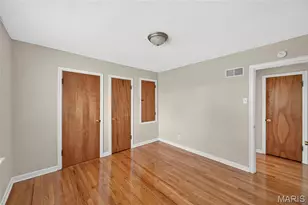 105 N Elm St, Ballwin, MO 63011 - Photo 16