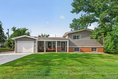 109 Linda Lane, Wentzville, MO 63385 - Photo 2